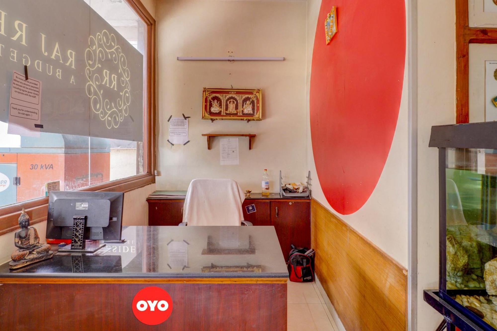 Hotel Oyo Flagship Raj Residency Bangalore Exterior foto